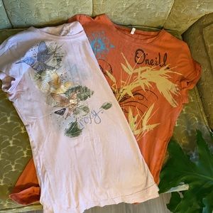 Orange O’Neill tshirt and pink Roxy t shirt bundle!